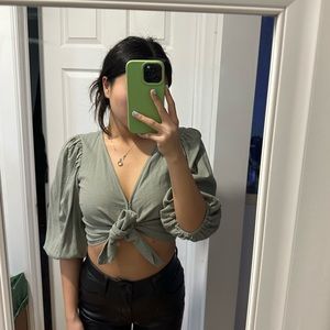 ✨ Abercrombie Linen Tie Top ✨